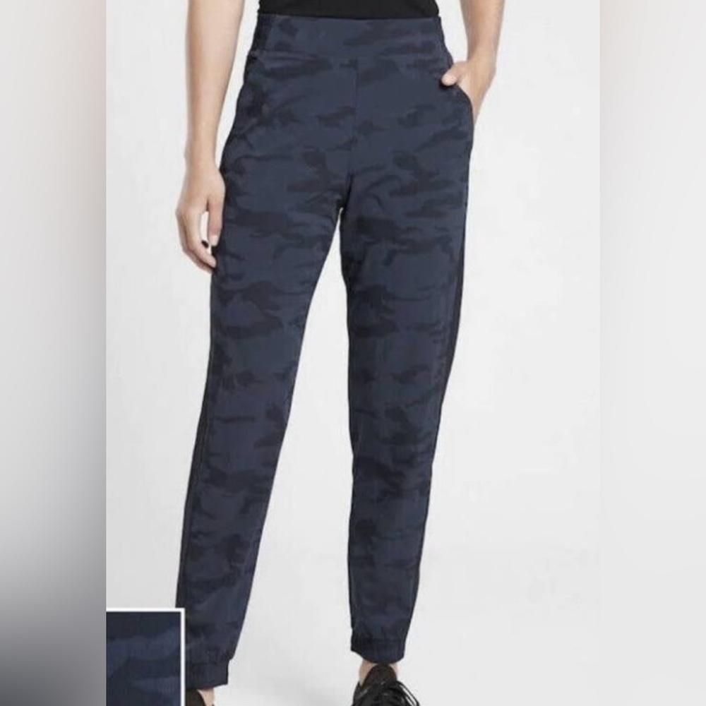 ATHLETA Brooklyn Blue Camo Lined Performance Jogger Women's Size 16 Athleisure